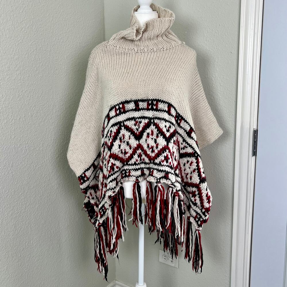 Marc‎ New York Andrew Marc Knit Poncho Cape Cream  Fringe One Size Fits Most